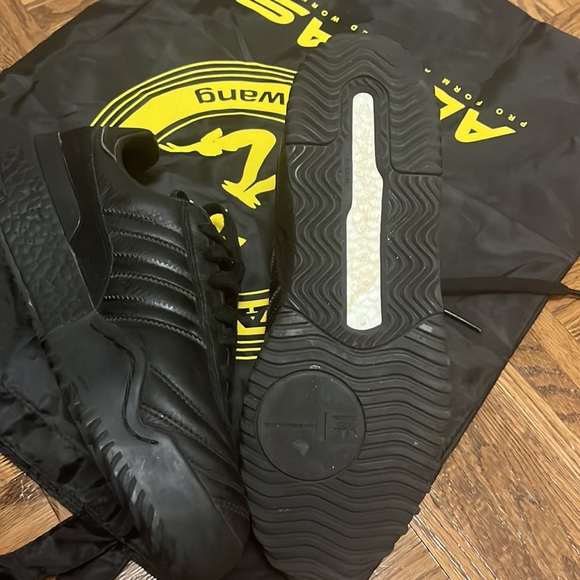 Alexander Wang for Adidas Bball soccer shoe - Picture 3 of 7